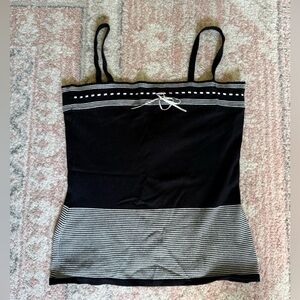 Black and White Striped Tank Top INC international concepts - size medium